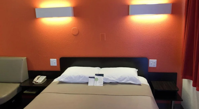 Двухместный номер Standard с балконом Motel 6-Oroville, CA
