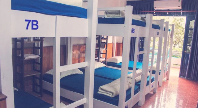 AQua Home - Hostel, Забронировать Хостел Отели Куинён с парковкой, Парковка