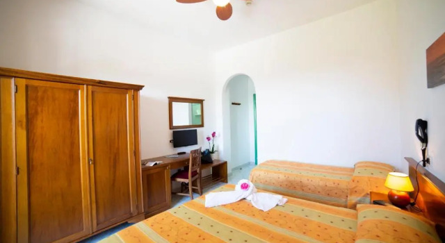 Семейный номер Standard Hotel La Mandorla