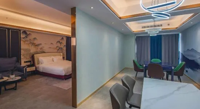 Grand suite G+designer Apartment