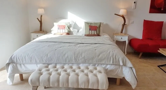 Le Petit Paradis, Rezerwuj Bed and Breakfast Hotele SPA w Dodogne Valley, SPA