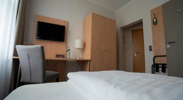 Hotel Stadt Lüdenscheid, Забронировать Отель Люденшайд 
