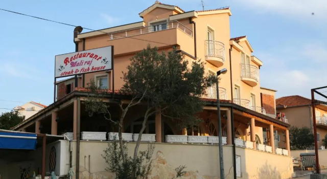 Апартаменты Apartments Little Paradise