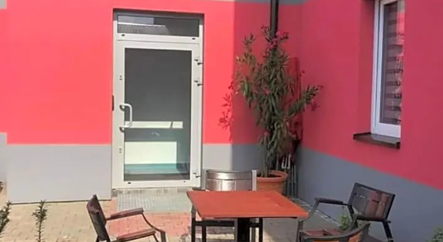 Hostel BAZA, Prenota Ostello Hotel a Silesia con parcheggio, Parcheggio