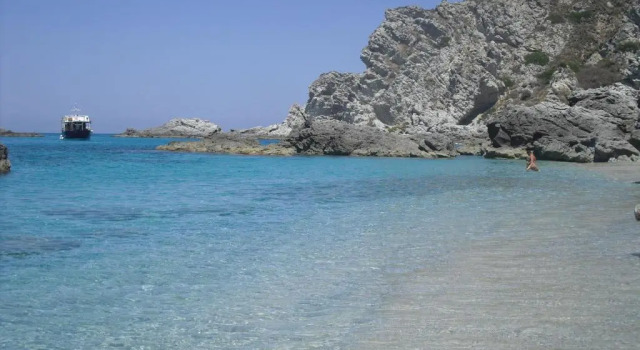 Casa Fiore, Varaa Hotelli Brivadi 