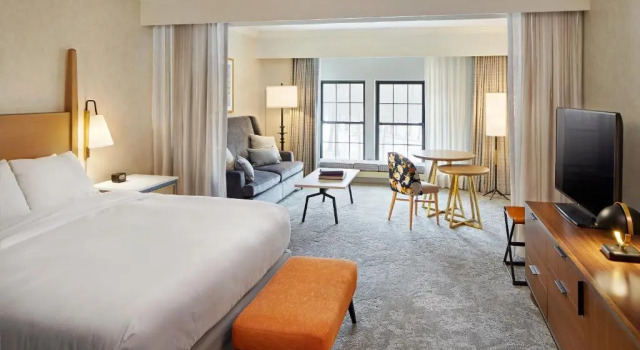 Полулюкс Hilton Pearl River