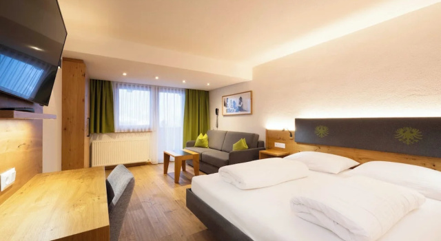Двухместный номер Superior с балконом и с видом на горы Hotel Bergkranz