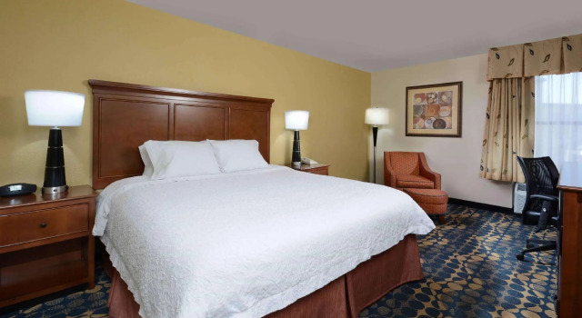 Двухместный номер Standard Hampton Inn Fayetteville Fort Bragg