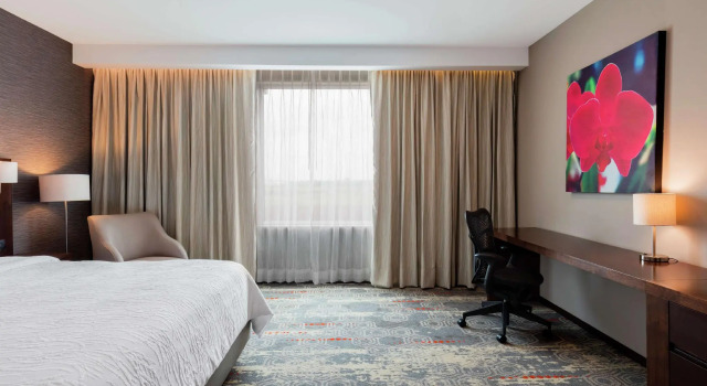 Двухместный номер Deluxe с балконом Hilton Garden Inn Salamanca