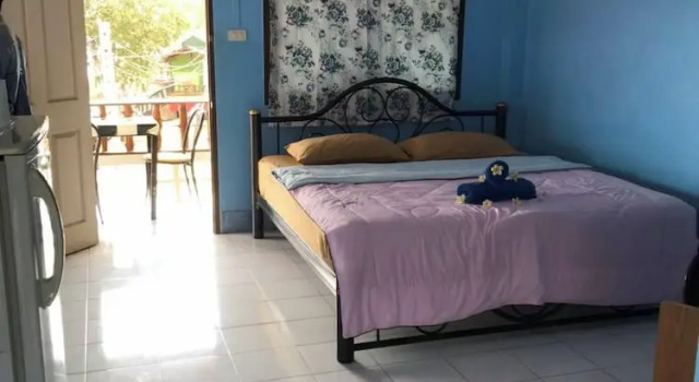Номер Standard с балконом Rimtalay Resort Koh Si Chang