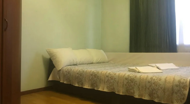Polet - Hostel, Book Hostel / Vandrerhjem Hostels i Domodedovo, Hostel / Vandrerhjem
