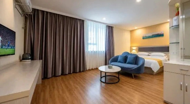 Люкс Business Yechain Hotel (Nanning Wuming Bus Passenger Transport Terminal)