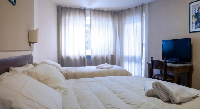 Superior Kolmen hengen huone Hotel Hermitage