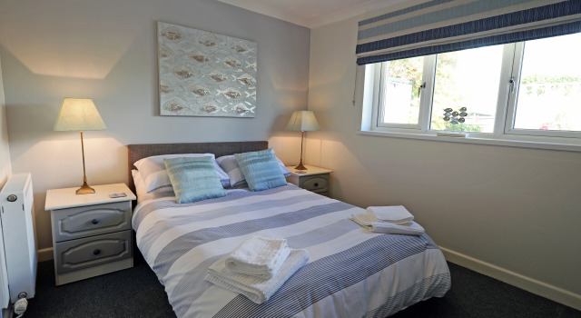 Valley Retreat - Peaceful Location Walk to Beach Parking