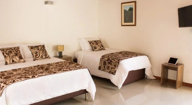 Полулюкс Hotel Laureles Loft