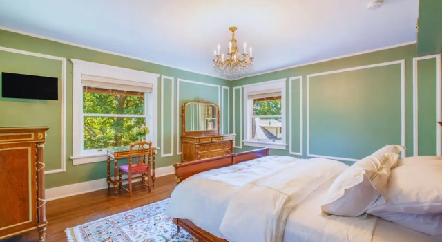 Люкс Marthas Bed and Breakfast
