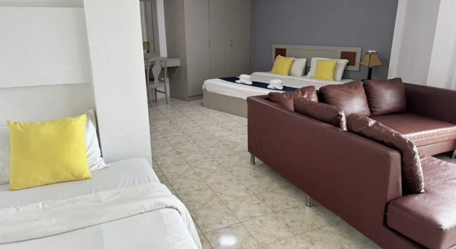 Трёхместный номер Deluxe с балконом Blue Garden Resort Pattaya