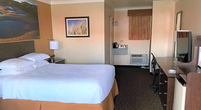 Номер Standard Days Inn by Wyndham Wauseon