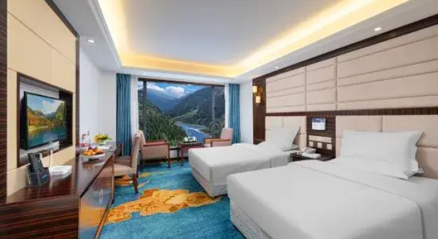 Люкс Night Pillow Green Mountain Cliff Mountain Resort Hotel (Siguniangshan Scenic Area Branch)