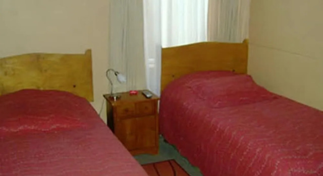 Art Nouveau Alojamiento y Turismo, Prenota Hotel Punta Arenas 