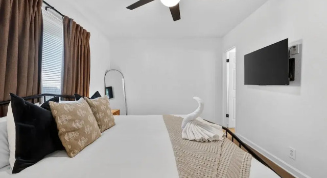 Modern 3br Townhouse Near Brushy Creek 3 Bedroom Duplex, Забронировать Дом для отпуска Раунд-Рок Greater Austin, рядом с Спортивный комплекс Раунд-Рока