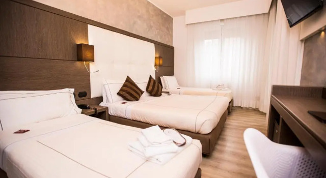 Standard- firedobbelt værelse Agape Hotel