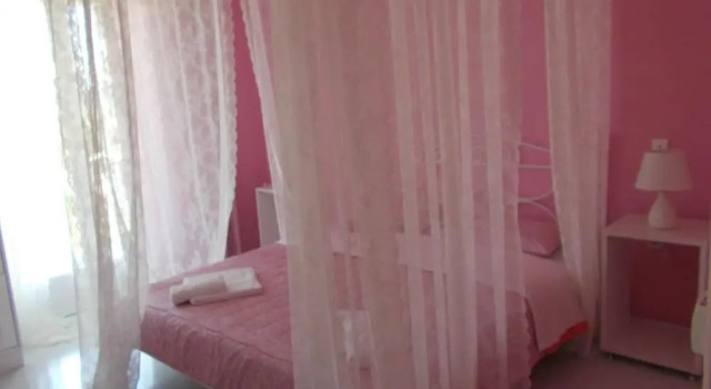 Iris Villa