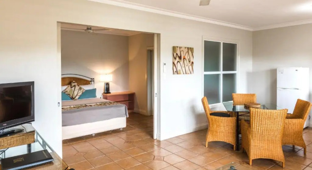 Люкс c 1 комнатой Moonlight Bay Suites