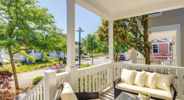 Коттедж с 2 комнатами 1 Mi to Downtown: Modern Ocean Springs Cottage