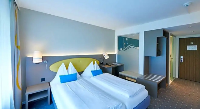 Номер Standard Hotel Holiday Thun