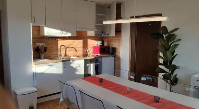 Alpendohle Apartments Innsbruck, จอง อพาร์ทเมนท์ Innsbruck Airport อินส์บรุค