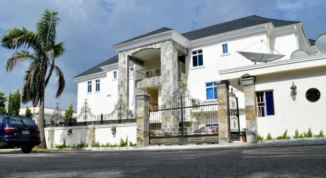 Caledonian Suites, Book Hotel Hotels in Bwari with a Pool, Swimming Pool