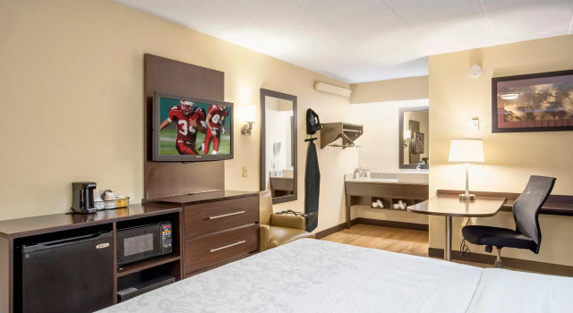 Номер Superior Red Roof Inn PLUS+ Nashville Airport