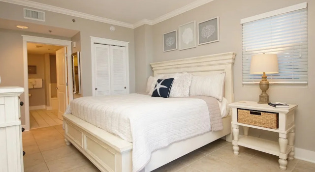 Waterscape B104 2 Bedroom Condo, Забронировать Апартаменты/квартира Отели Форт-Уолтон-Бич с парковкой, рядом с Пирс на острове Окалооса, Парковка