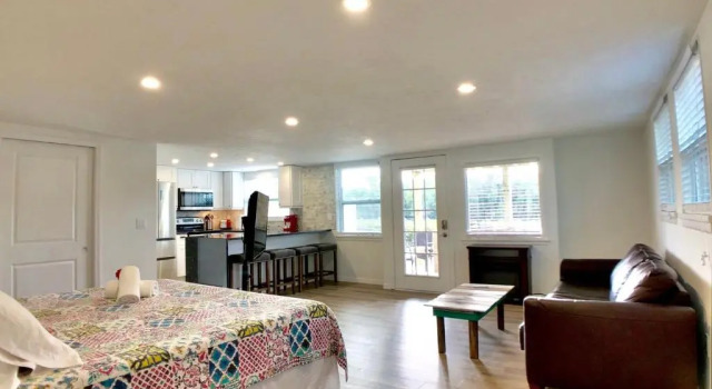 Коттедж с 2 комнатами Flip Flop Cottages