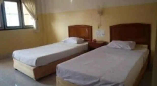 Mekwilai Hotel, Забронировать Отель Отели провинции Так с парковкой, Парковка