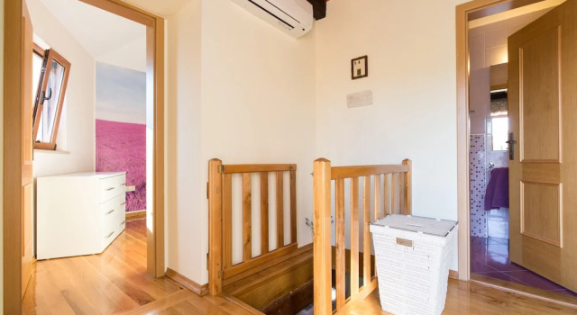 Villa Anita, Varaa Villa Hotellit Kvarner Islands uima-altaalla, Uima-allas