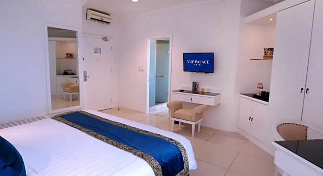 Junior Suite Vue Palace, ARTOTEL Curated