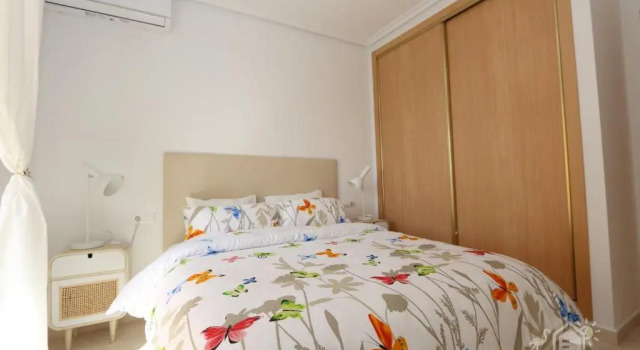 VDE-134 Modern apartment with pool close to Playa de la Mata in Torrevieja