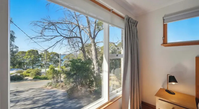 Коттедж Comfort Coningham Beach House - 3 Bedrooms