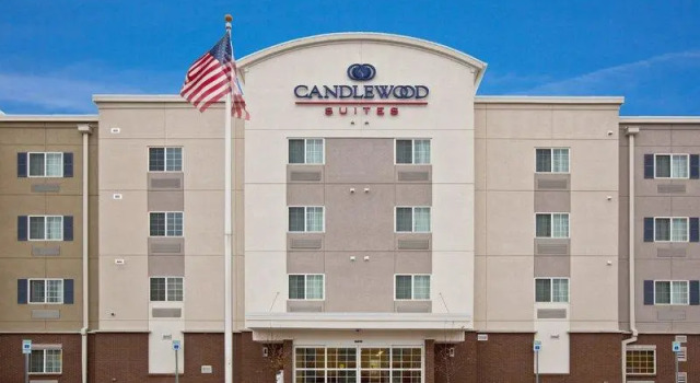Кровать в общем номере Candlewood Suites Indianapolis East by IHG