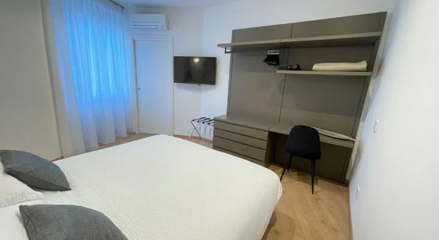 Clavis Luxury Apartments, Book Lejlighed Chiavenna Lombardiet