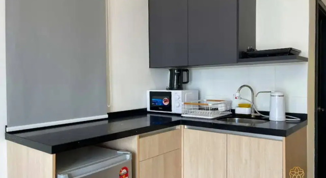 Люкс Neu Suites Residence, Embassy Row