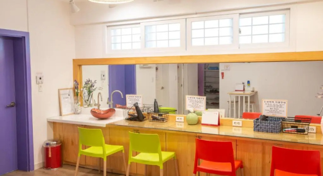 Кровать в общем номере (женский номер) SUM Guesthouse Jeju Airport