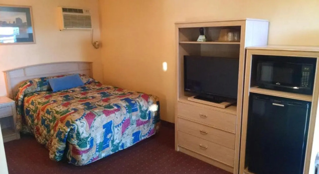 Семейный номер Standard White Sands Motel