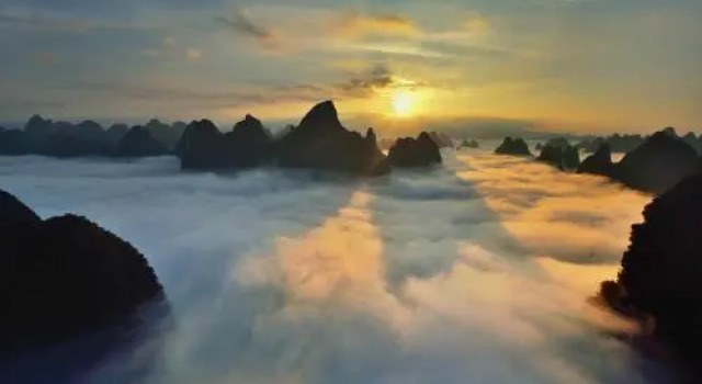 Yangshuo Xingping Island Resort