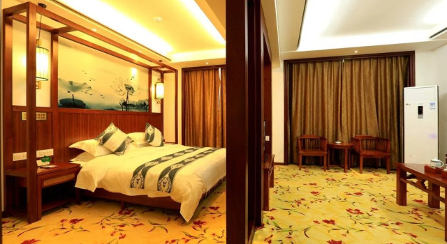 Mengxiyuan Fengqing Hotel