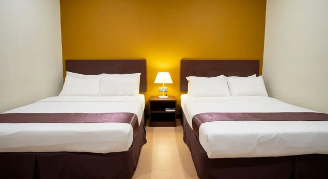 Четырёхместный семейный номер Standard Orkid Inn Mahkota Cheras