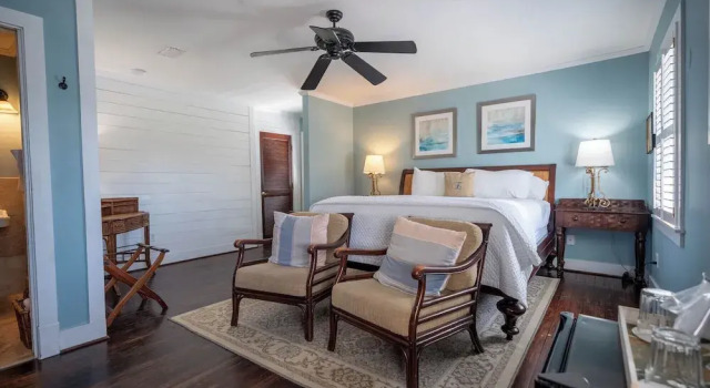 Номер Standard Elizabeth Pointe Lodge