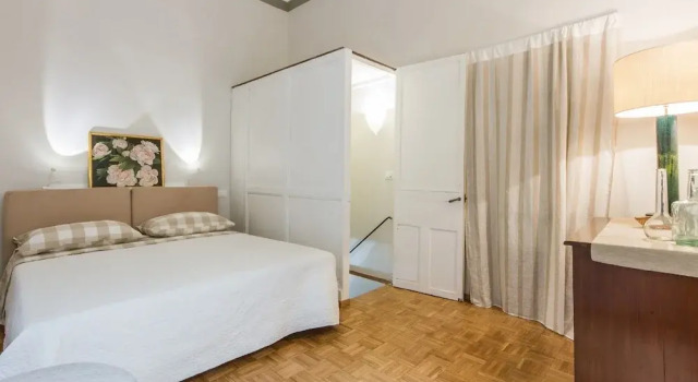 Pandolfini Courtyard, Забронировать Отель Флоренция Тоскана, рядом с Площадь Кафедрального собора
